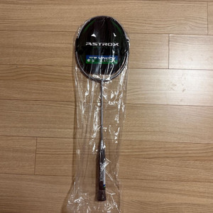 아스트록스 넥스테이지 배드민턴 라켓 팝니다