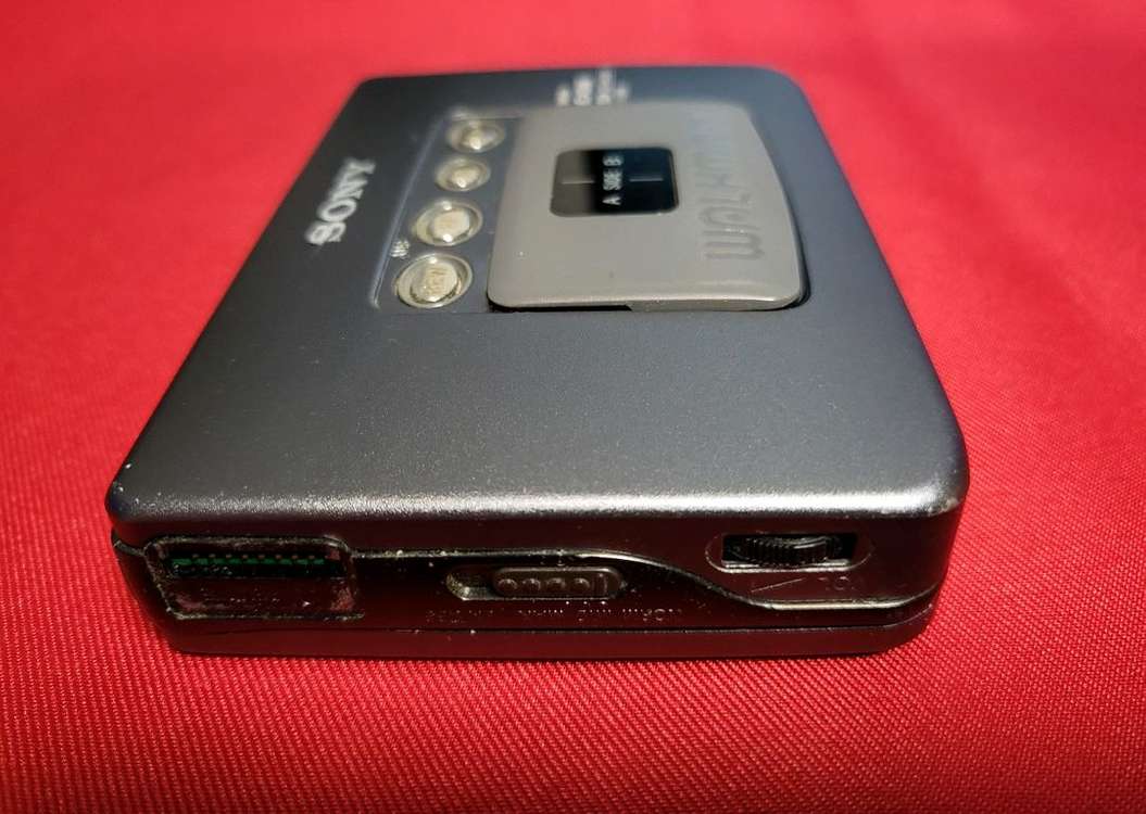 소니워크맨 WM-EX88 티타늄실버 정상작동품--2