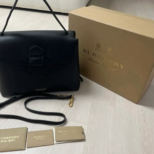 버버리 캠벌리 미디움 토트백