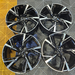 아우디 A6 전용 RS6 스타일 20인치 휠