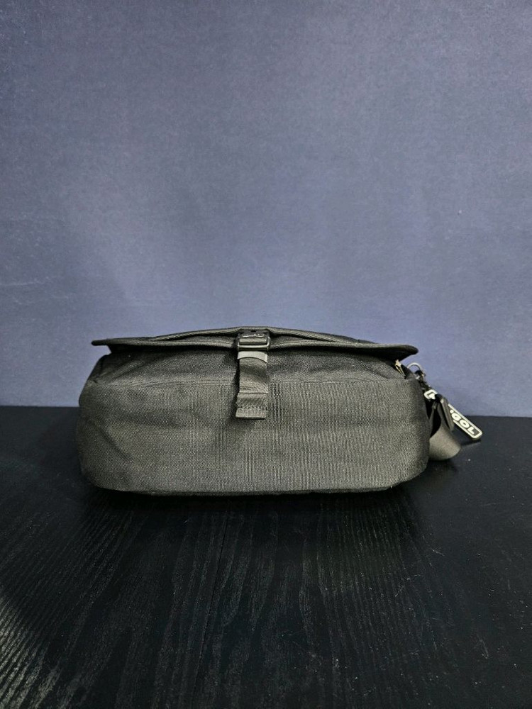 캉골 페브릭 블랙컬러 남녀겸용 크로스백 메신저백--3