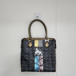 [엠씨엠 MCM] 라이온 토트백 보스턴백