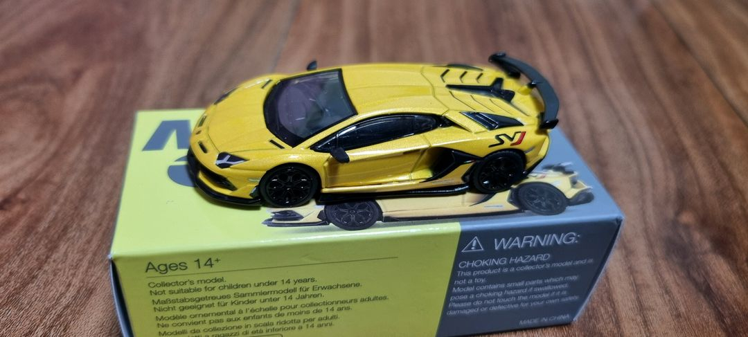 미니지티 람보르기니 아벤타도르 SVJ 옐로우--1