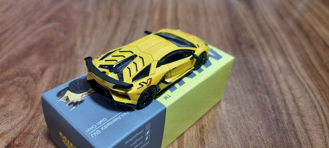 미니지티 람보르기니 아벤타도르 SVJ 옐로우--3