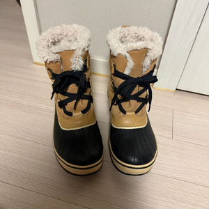 소렐 여성 방한부츠 240사이즈