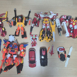 헬로카봇 일괄 팝니다.