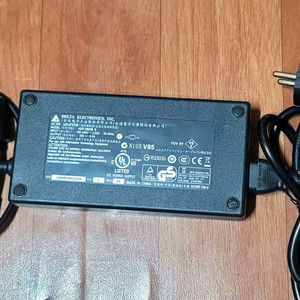 게이밍 노트북 어댑터 충전기 9.5A