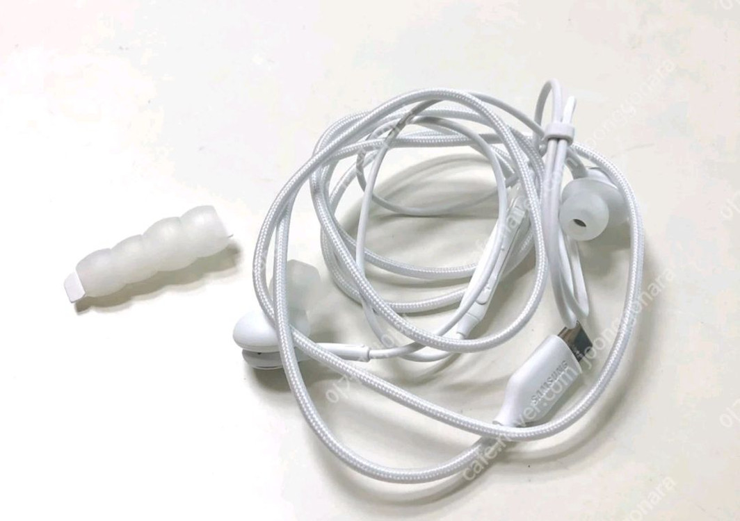 삼성 AKG C타입 이어폰 판매합니다.(미개봉)--3