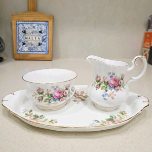 로얄 알버트 모스로즈 슈가볼 세트 이미지