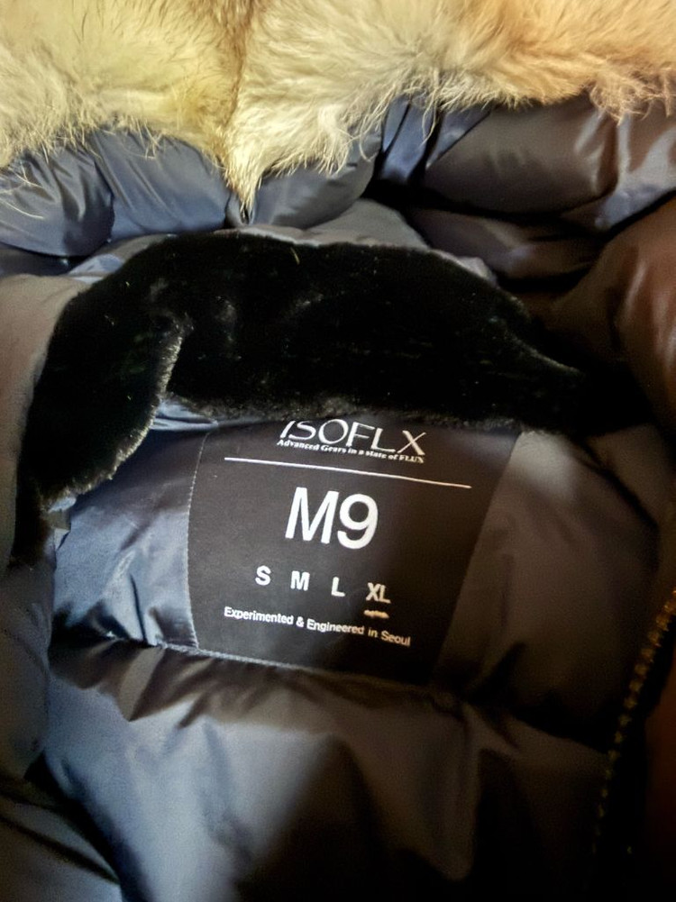 isoflx 아이소플럭스 m9 헤비다운 쟈켓 이미지