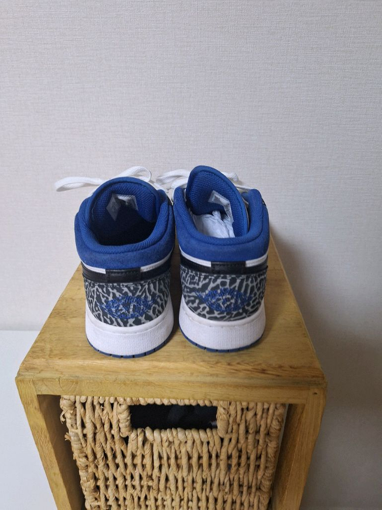 나이키조던 로우1 마리나 245,mm 이미지