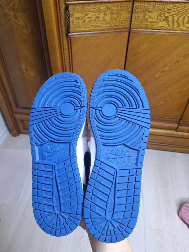 나이키조던 로우1 마리나 245,mm 이미지