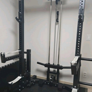 홈짐 더스크랙 미니랙 튼튼한 옷걸이 필요허신분 세종