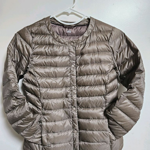 유니클로 여성 경랑패딩 s