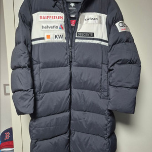 데상트 정품 스위스아우디 스키패딩 오리털 롱패딩 사이즈 100 판매합니다 이미지