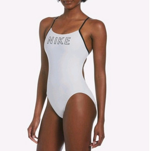 나이키 화이트 로고 컷아웃 28