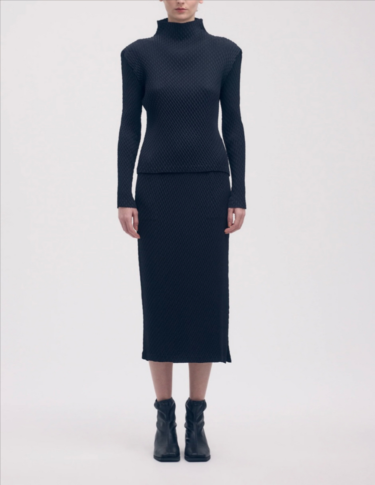 이세이미야케 슬릭 스커트 블랙--1