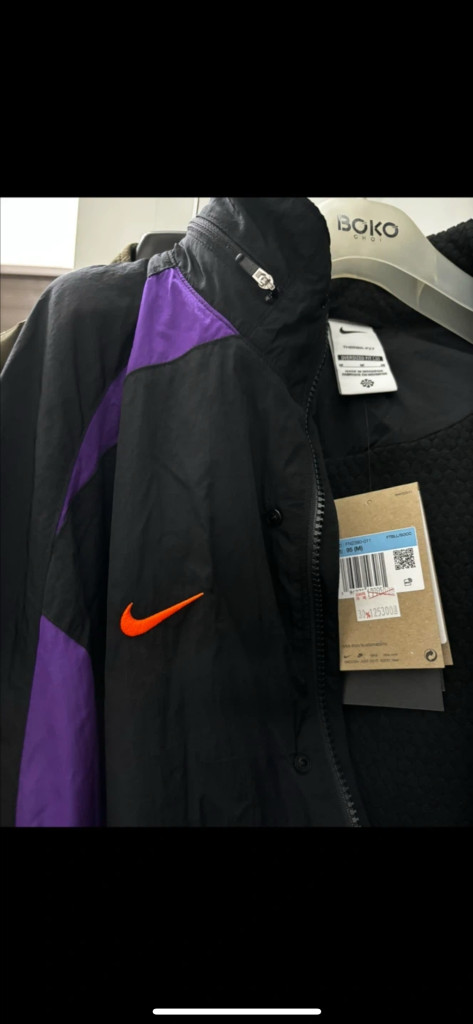 나이키 빅스우시 THERMA-FIT 바람막이 오버핏 M사이즈 이미지