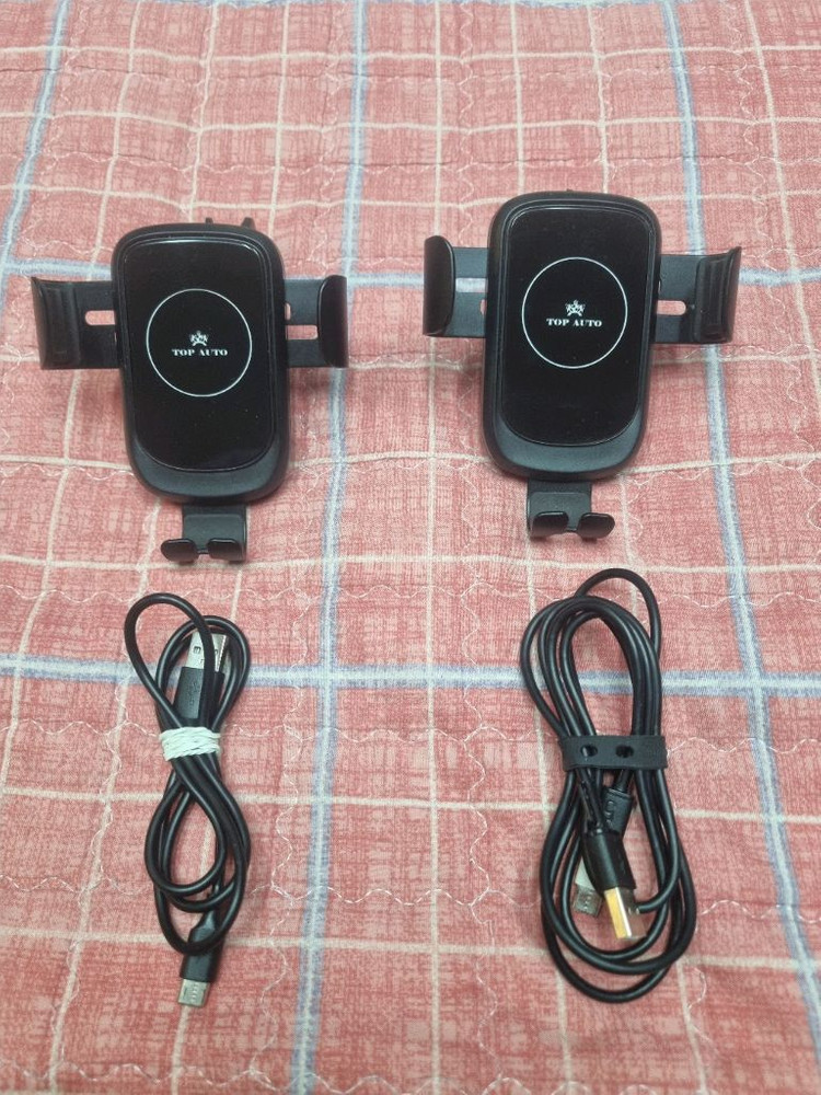 탑오토 그래비티 tc300 고속 무선충전거치대 이미지