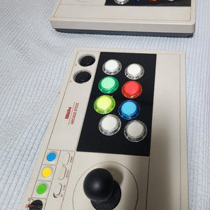 (풀박스/개조완료) 8BitDo 아케이드 스틱 2대 판매 (무각 방망이 레버 & 버튼 커스텀)