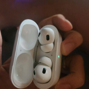 에어팟 프로2 이미지