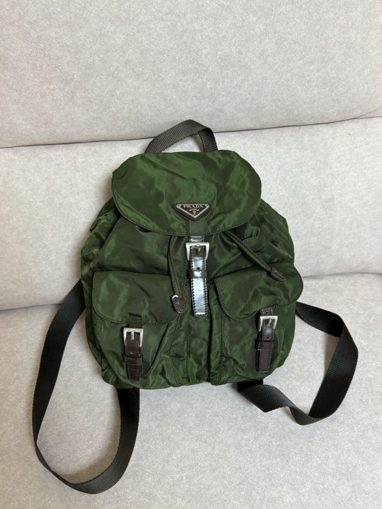프라다 포코노 나일론 백팩 카키 스몰 이미지