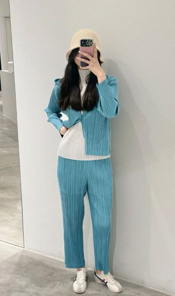 플리츠플리즈 스타더스트 후드 집업 자켓~--2