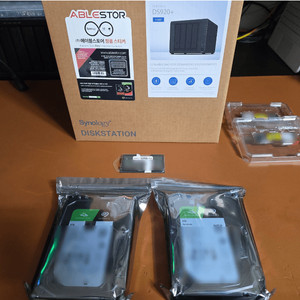 시놀로지DS920+[정품박스포함] 램4G + 시게이트 16TB