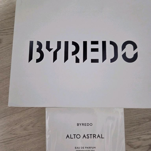 바이레도 알토 아스트랄 오드퍼퓸 이미지