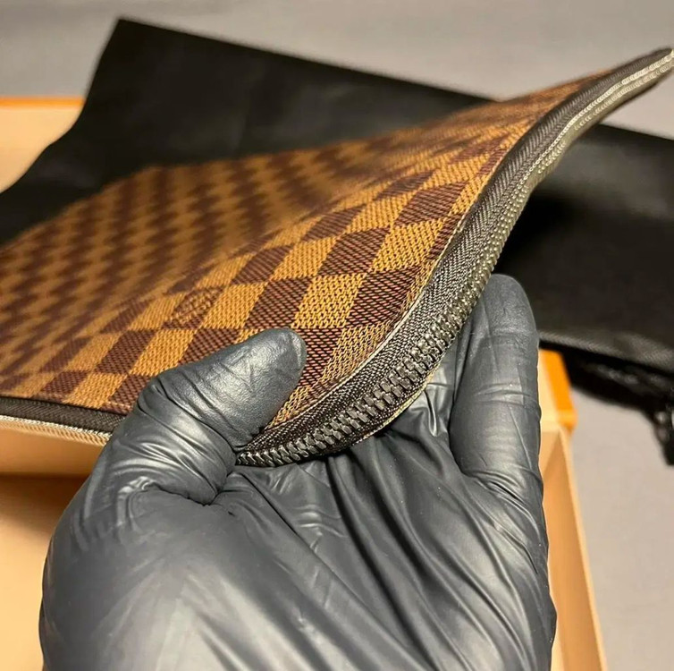 [GM/한정판] 루이비통 채프먼 다미에 클러치--5