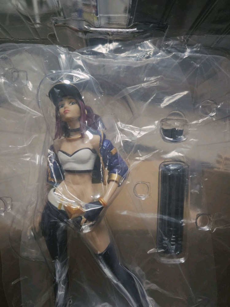 롤 kda 아칼리 unlocked 피규어 박풀 팝니다. 이미지