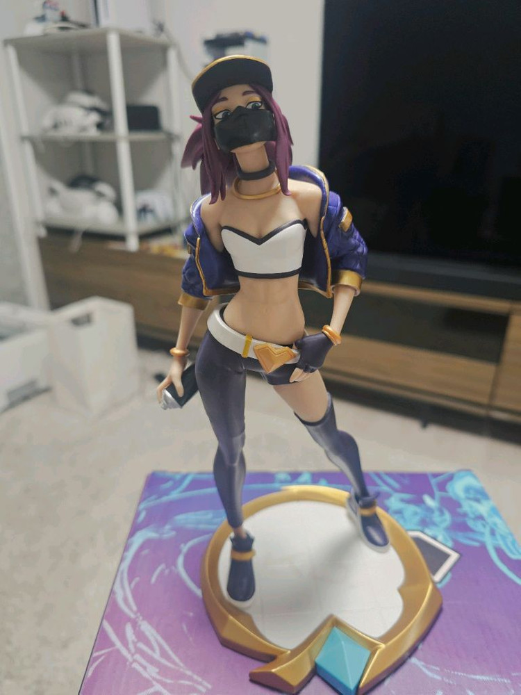 롤 kda 아칼리 unlocked 피규어 박풀 팝니다. 이미지