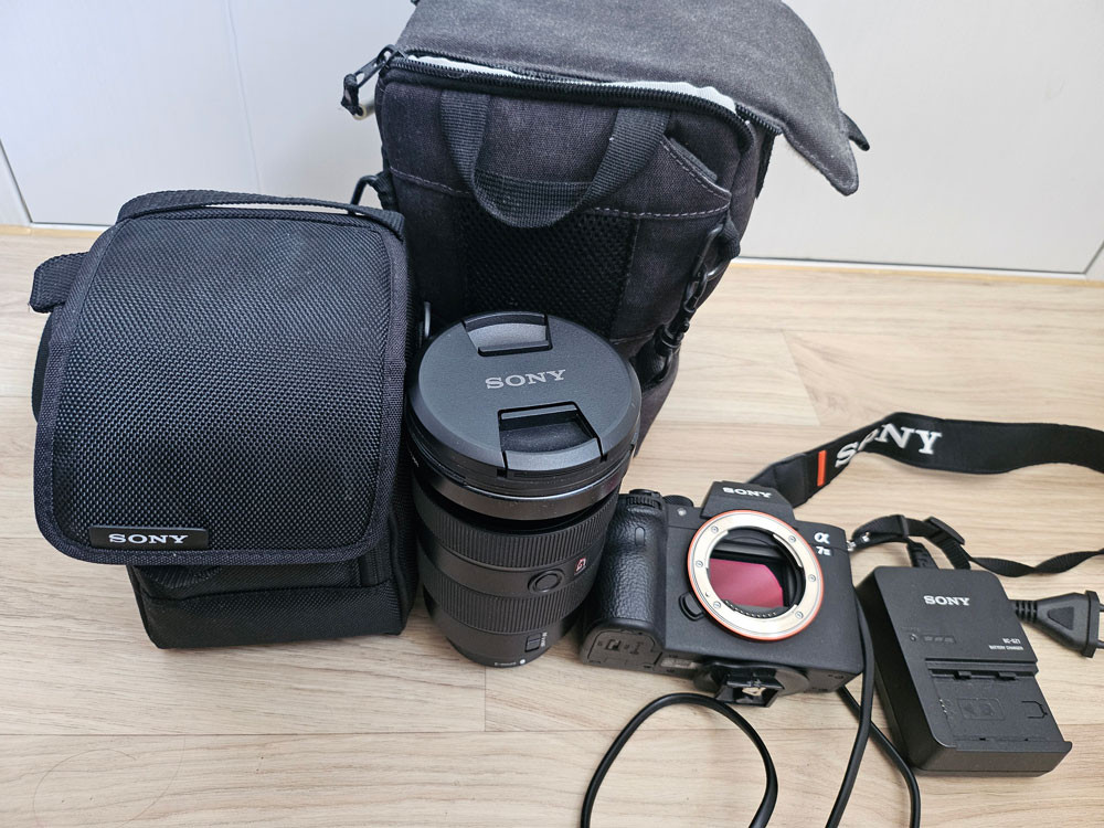 [풀박스/4천컷이하] 소니 A7M3 + 24-70mm F2.8 GM(금계륵)일괄 판매--4