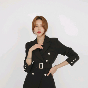 여성쇼핑몰 다바걸 금장 단추 자켓(~66사이즈)