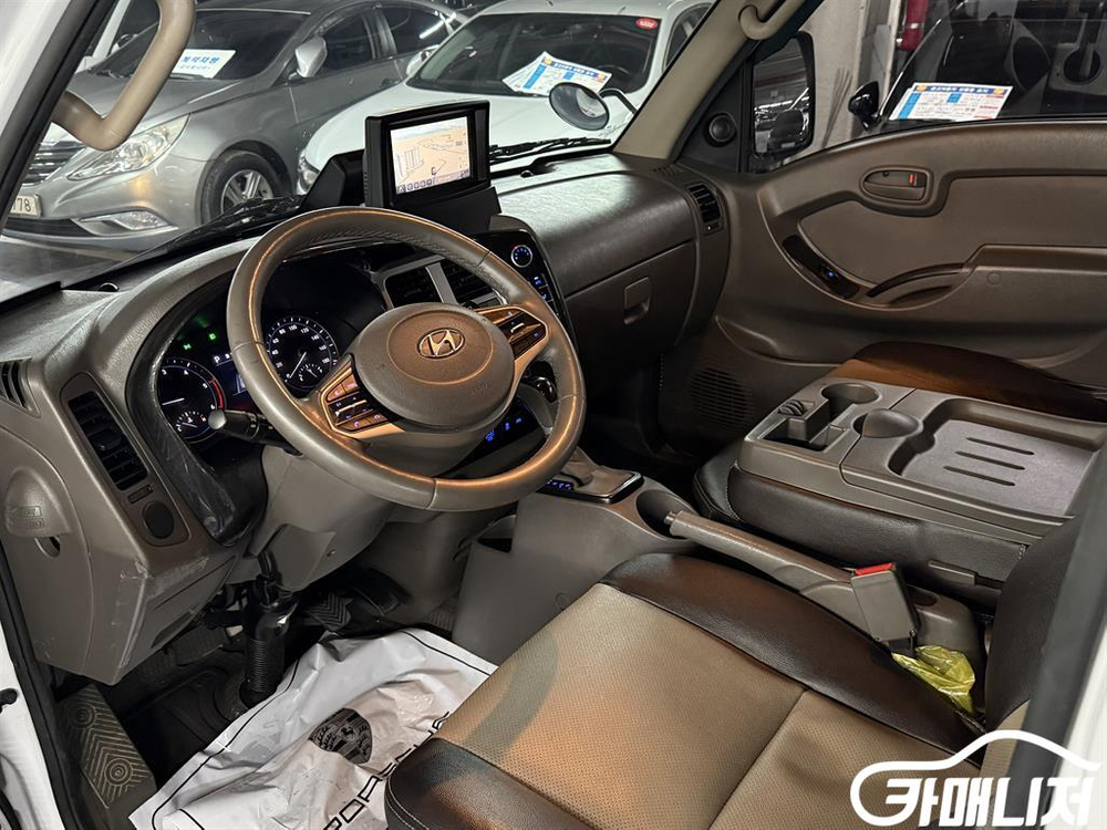 [소형화물][카고]포터2 1.0톤/슈퍼캡/초장축/(CRDi) 모던 (3인승 /1톤) #2026년특가--5