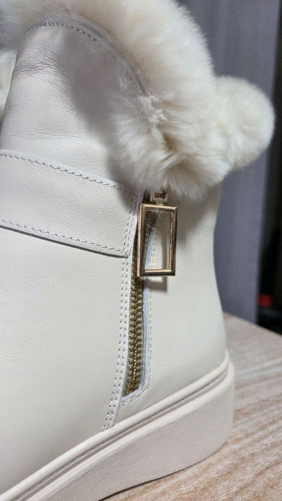 에스콰이어 영에이지 여성용 털앵클부츠 230사이즈 새제품 이미지