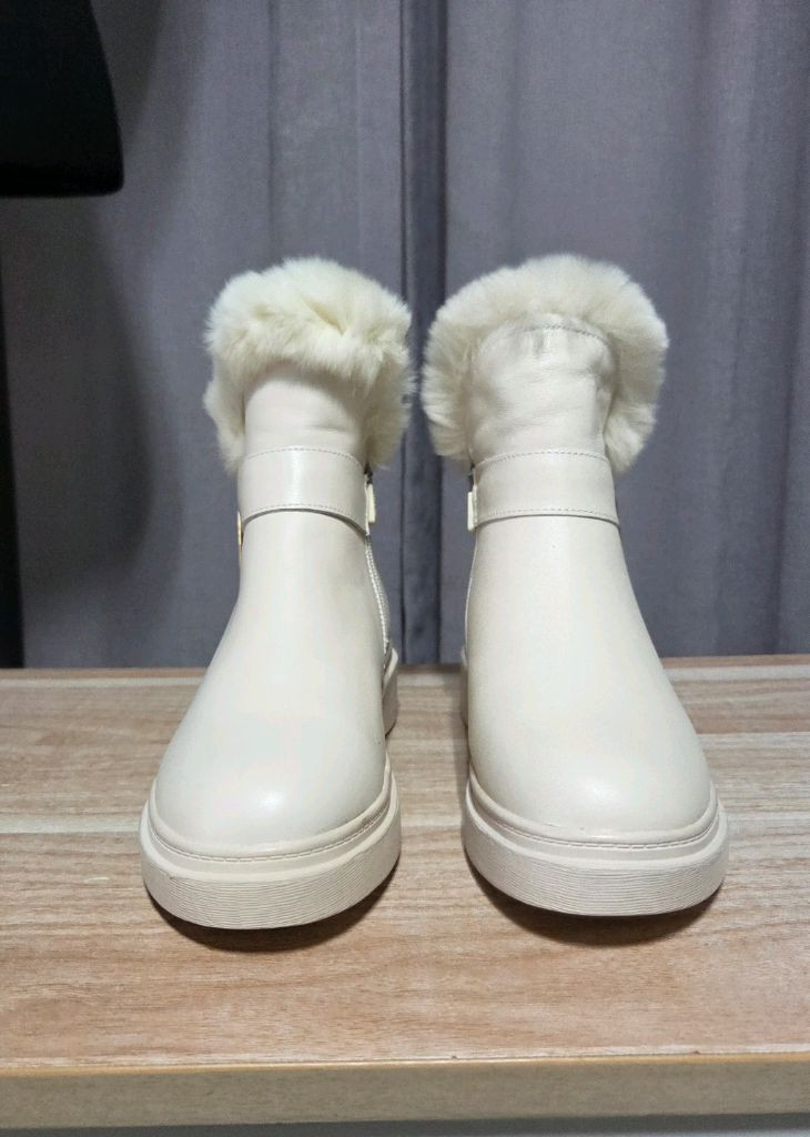 에스콰이어 영에이지 여성용 털앵클부츠 230사이즈 새제품 이미지