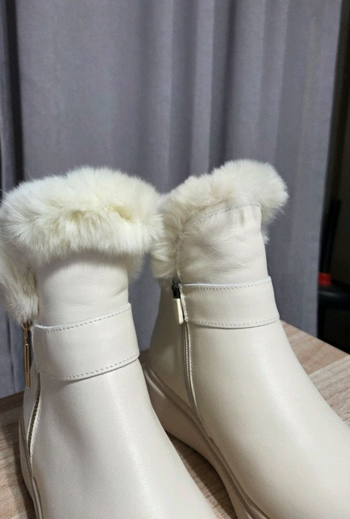 에스콰이어 영에이지 여성용 털앵클부츠 230사이즈 새제품 이미지