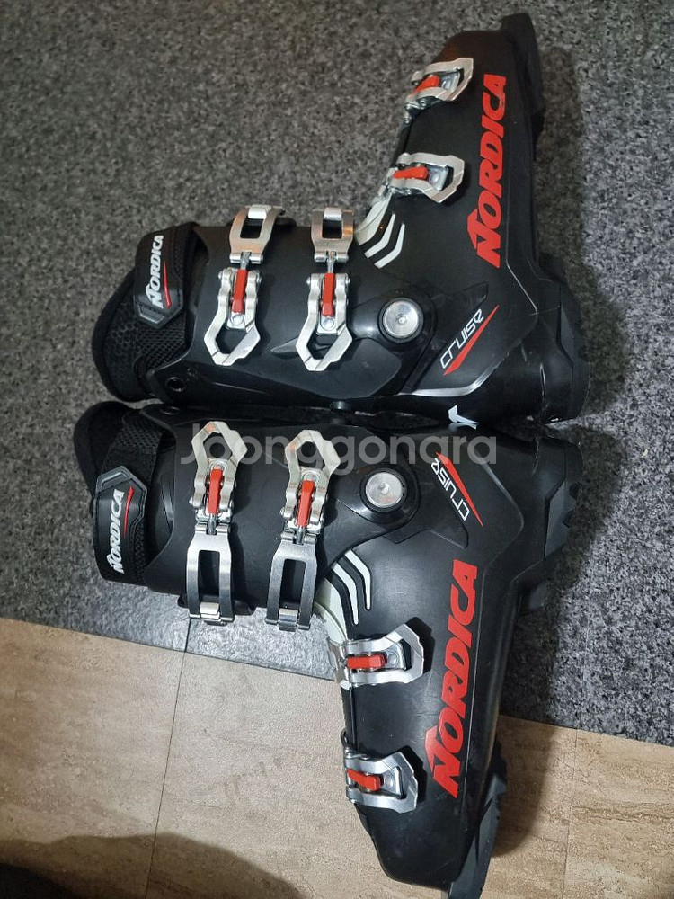 스키플레이트167cm. 스키부츠270ㅡ275 팝니다ㅡ절충가능!--3