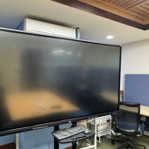 LG 전자칠판 75인치 터치스크린 (75TR3DK) , 이동스탠드(CA86) 포함