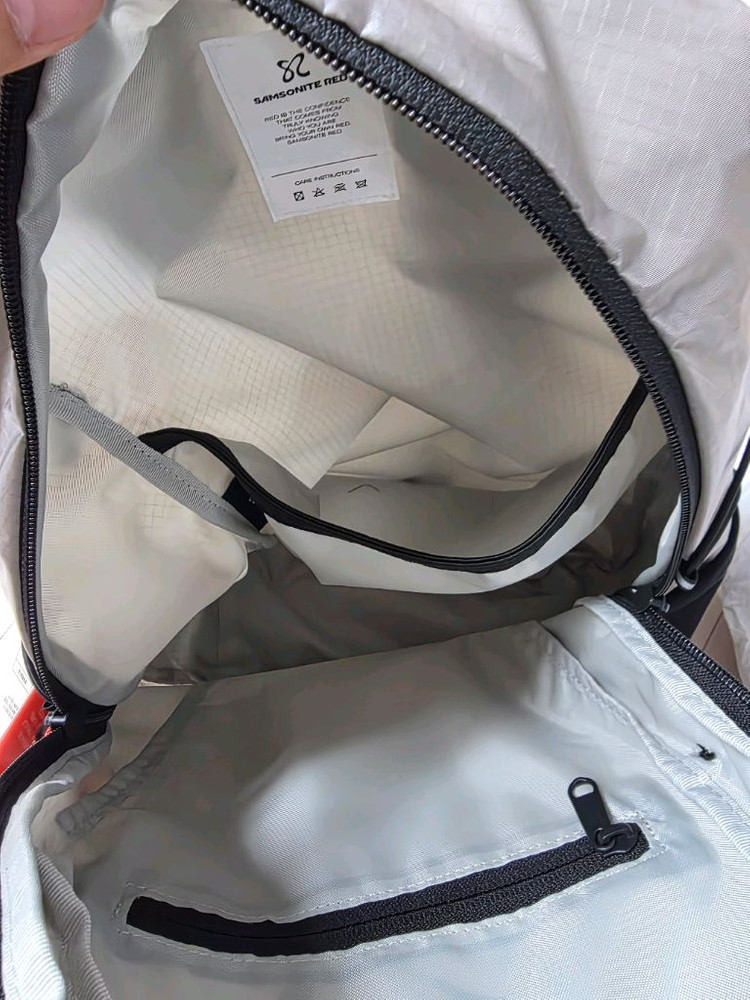 쌤소나이트 레드리록스 모션 15L 백팩(샘소나이트레드) 이미지