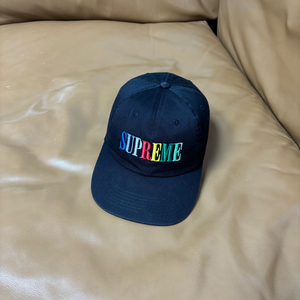 슈프림 6패널 볼캡 모자 멀티 컬러 로고 블랙