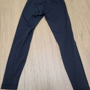 뮬라웨어(MULAWEAR) 요가복 하의 판매 합니다 (사이즈 4)