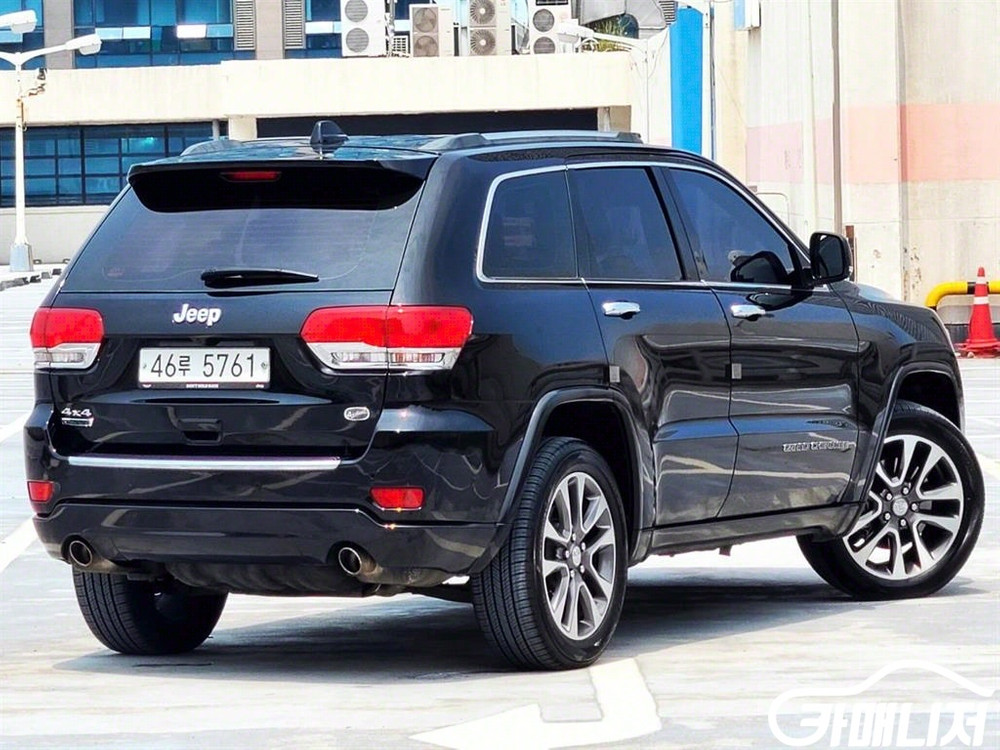 [지프]그랜드 체로키 3.0 디젤 오버랜드 (5인승) #2026년특가--6