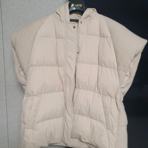 더캐시미어 패딩베스트