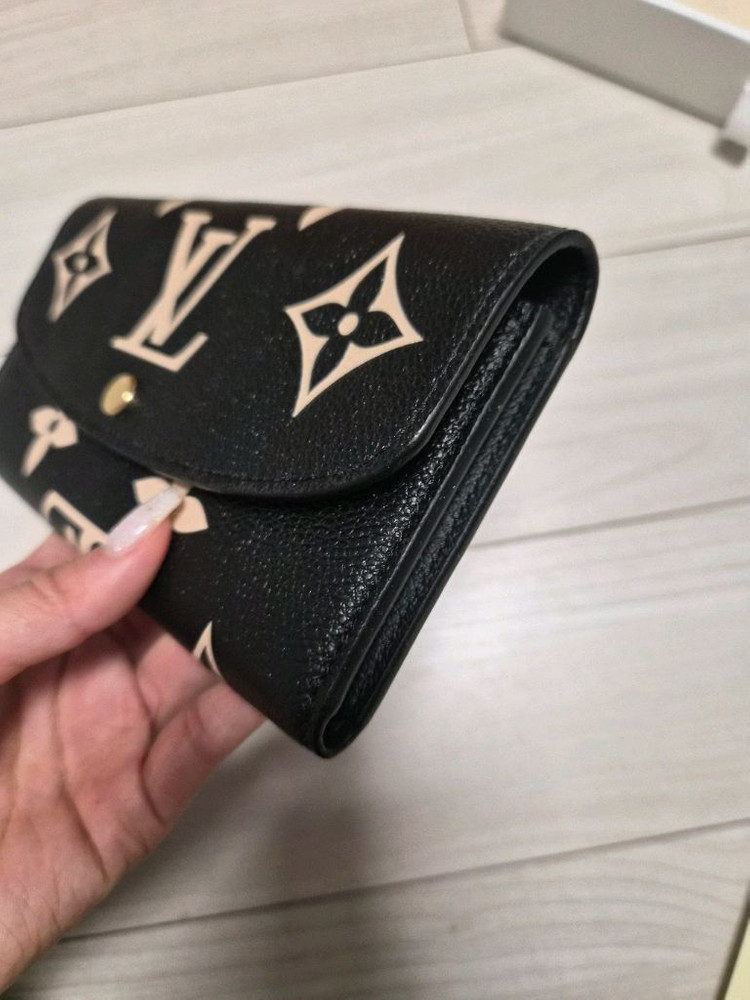 루이비통 장지갑--1