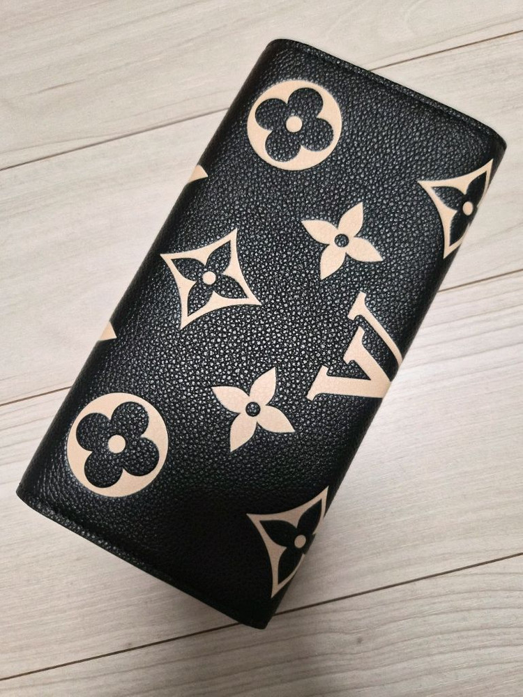 루이비통 장지갑--2