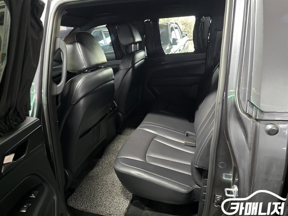 [KG모빌리티(쌍용) ]렉스턴 스포츠 칸 디젤 2.2 4WD 5링크 프레스티지 스페셜 (5인승) #2026년특가 이미지