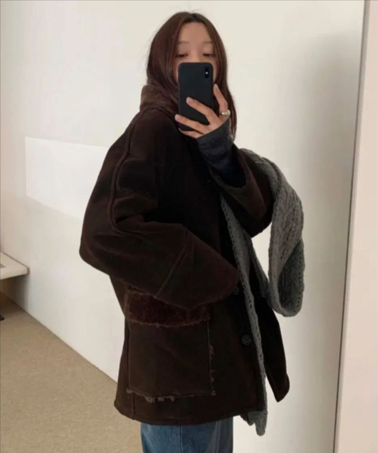 마크들리딥뮤즈조이드비비에미닝아웃모어댄예스터데이아뜰리에에디션아키텍트모노심슨미뉴에트므앤아루드그랑블룸비애브선트마인디드라룸--6