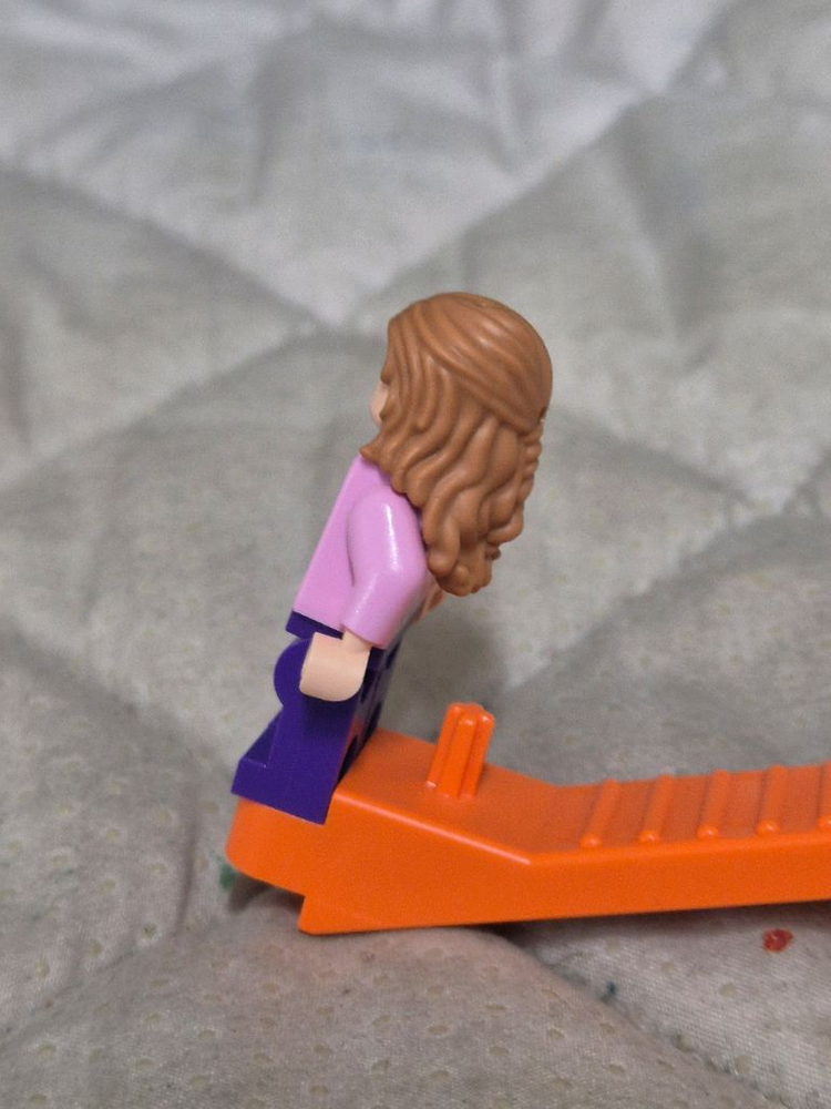 레고 해리포터 미니피규어 라벤더 브라운(75969) 이미지